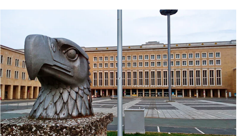 Carl Kruse Blog - Image of Tempelhof entrance